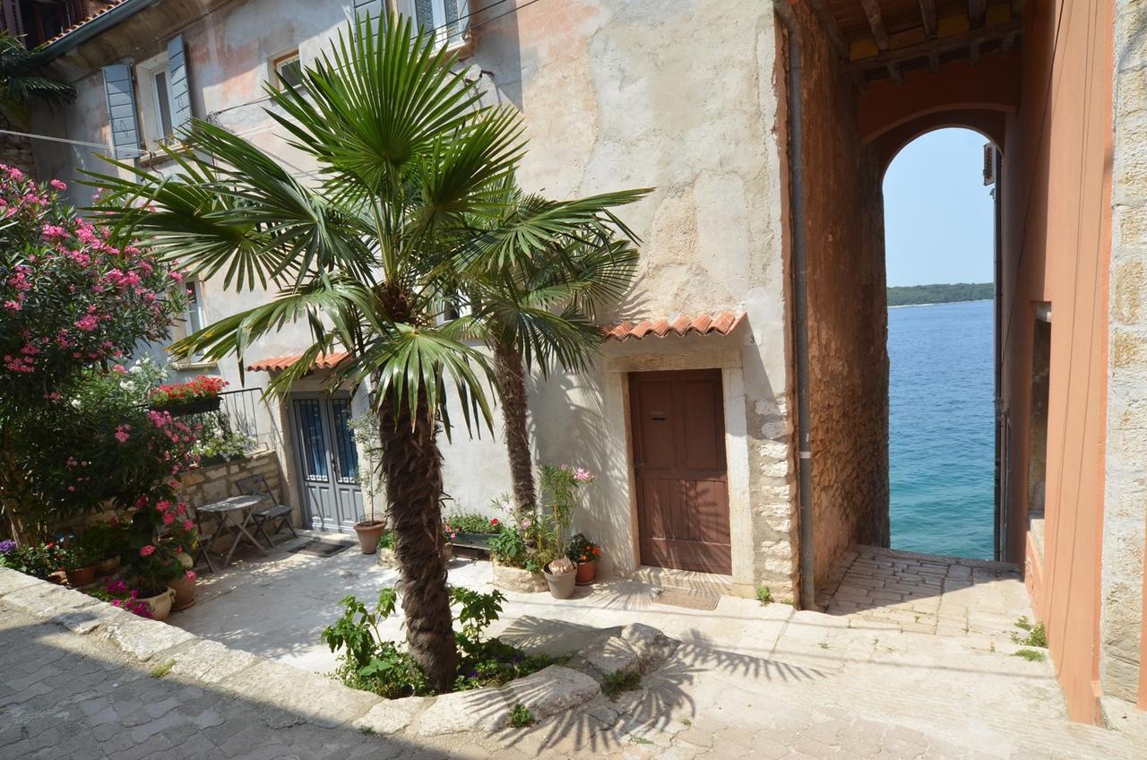 Arnolongo B4 Sea View Hotel Rovinj Exterior photo